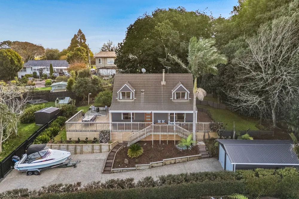 Photos of 8 Redmount Place