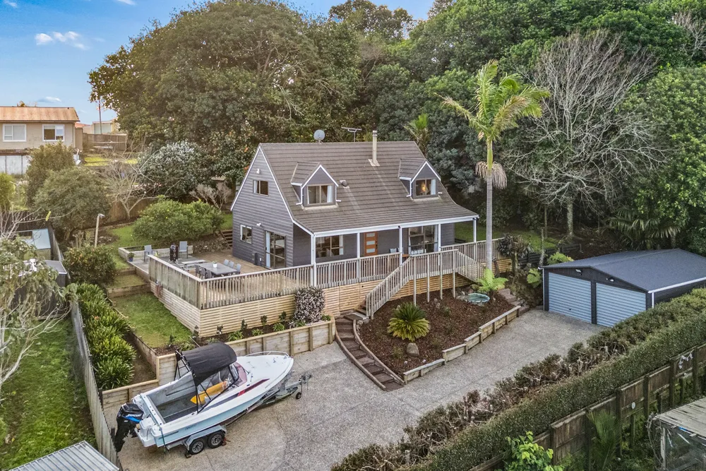 Photos of 8 Redmount Place