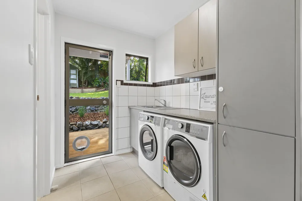 Photos of 8 Redmount Place