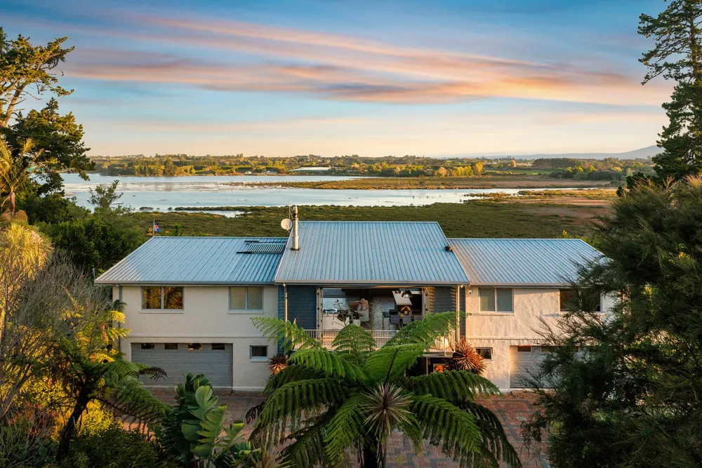 Photos of 38 Tanners Point Road
