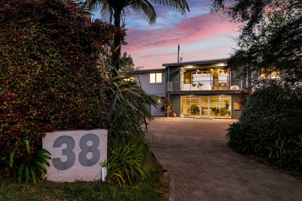 Photos of 38 Tanners Point Road