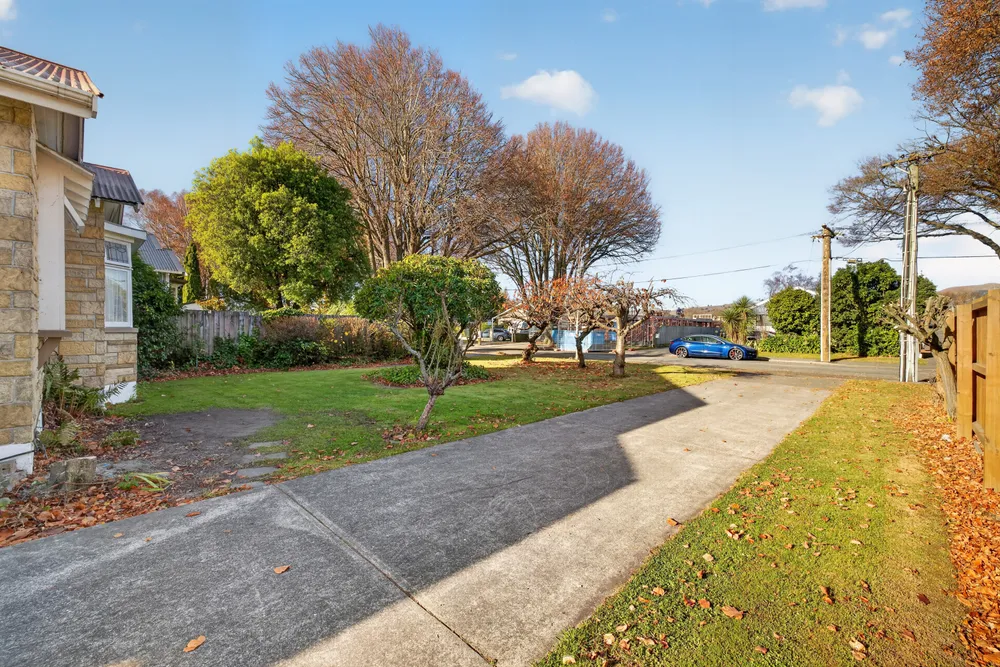 Photos of 45 Dominion Avenue
