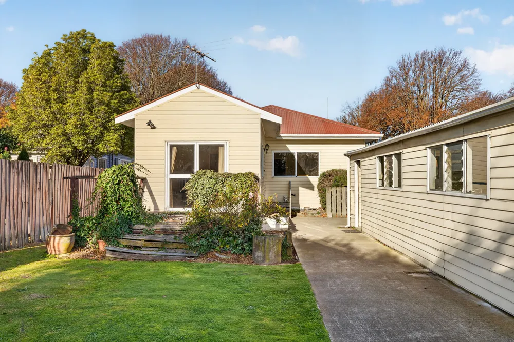 Photos of 45 Dominion Avenue