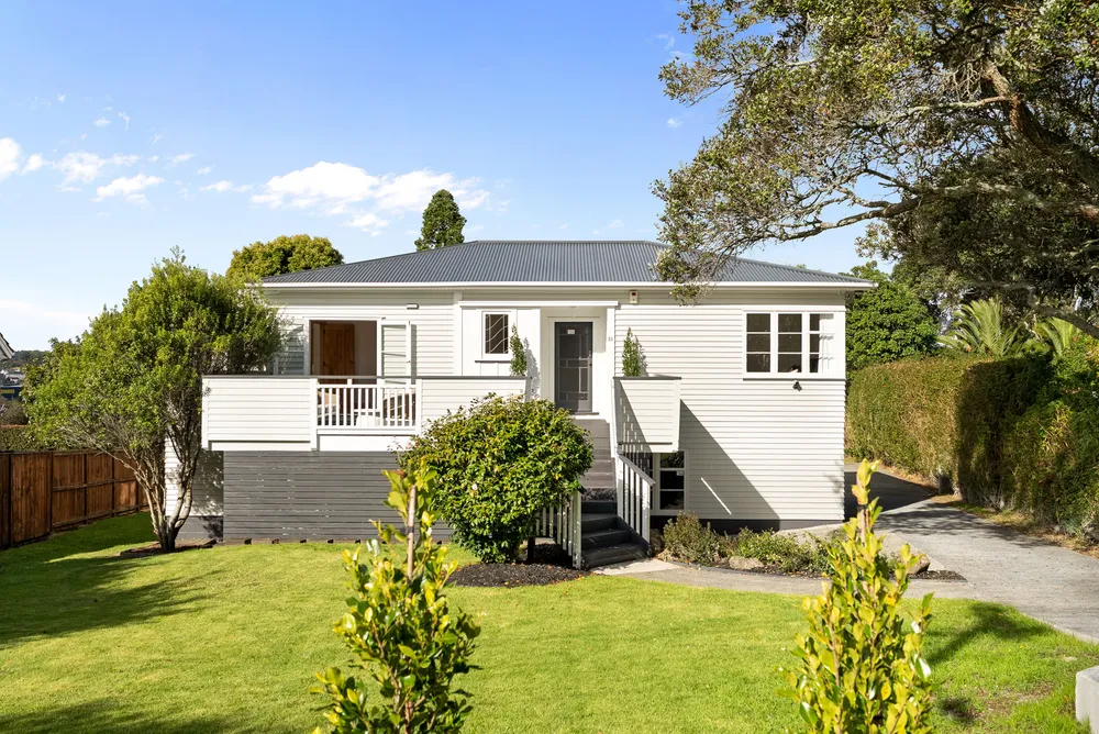 Photos of 21 Kawau Road