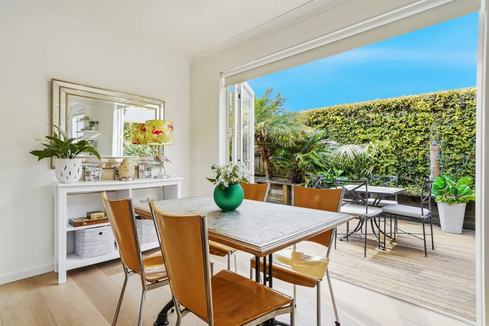 Photos of 2/12 Philson Terrace