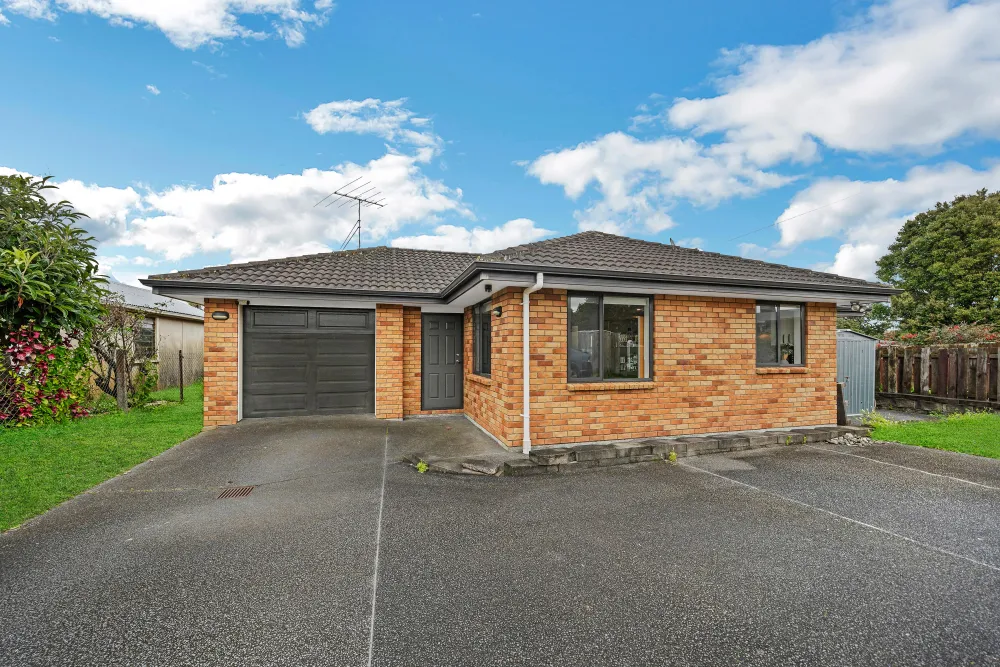 Photos of 20A McCracken Road