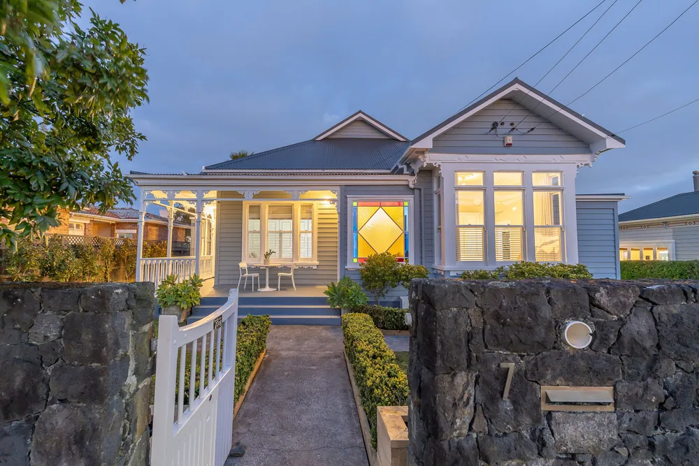 Photos of 7 Goring Road