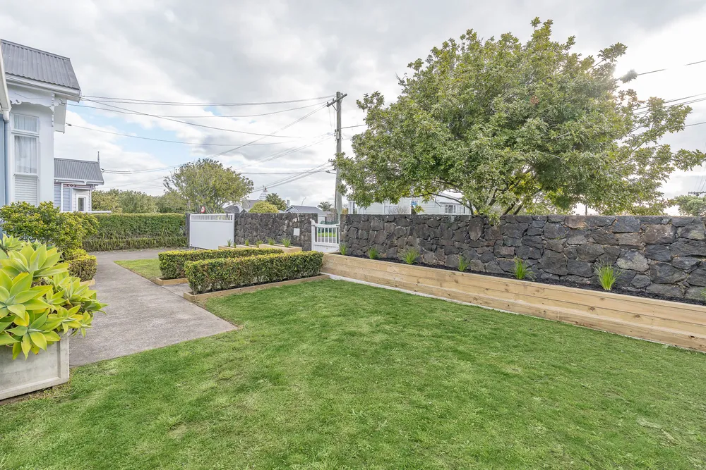Photos of 7 Goring Road