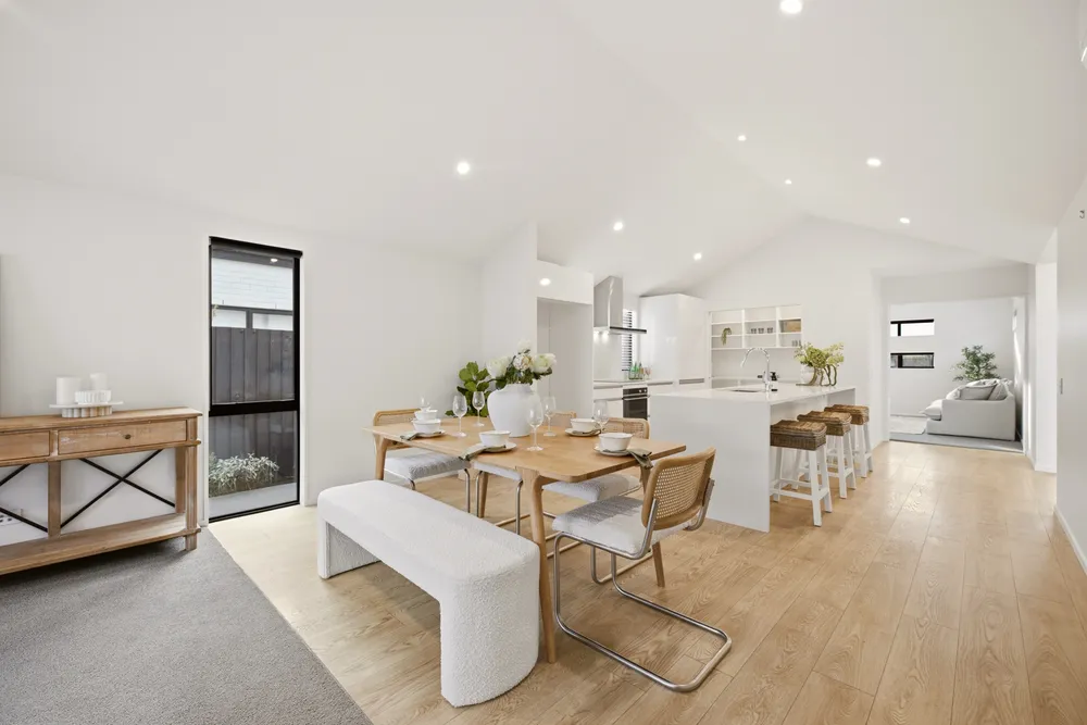 Photos of 94 Sarabande Avenue