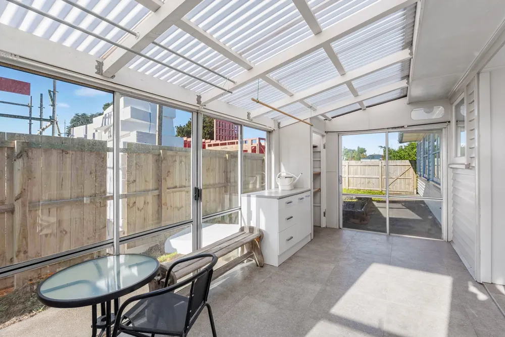 Photos of 29a Gray Avenue