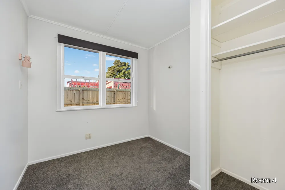 Photos of 29a Gray Avenue