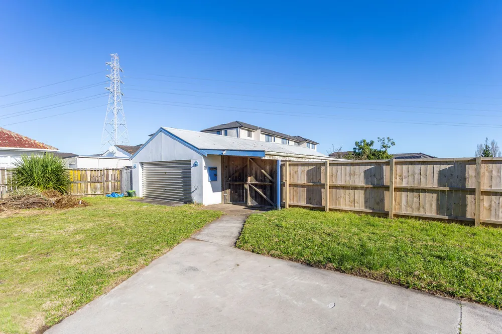Photos of 29a Gray Avenue