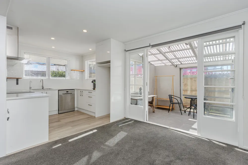 Photos of 29a Gray Avenue