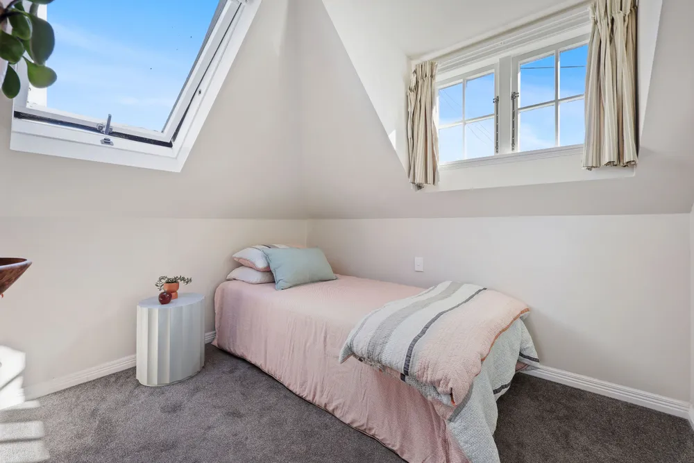 Photos of 70 Brighton Road