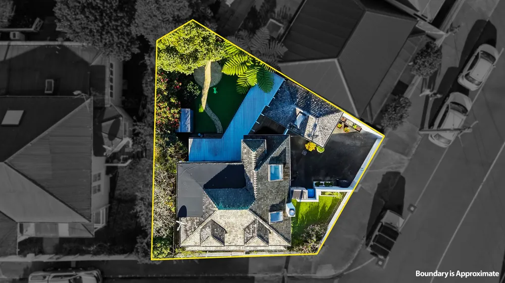 Photos of 70 Brighton Road