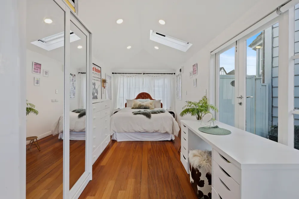 Photos of 70 Brighton Road