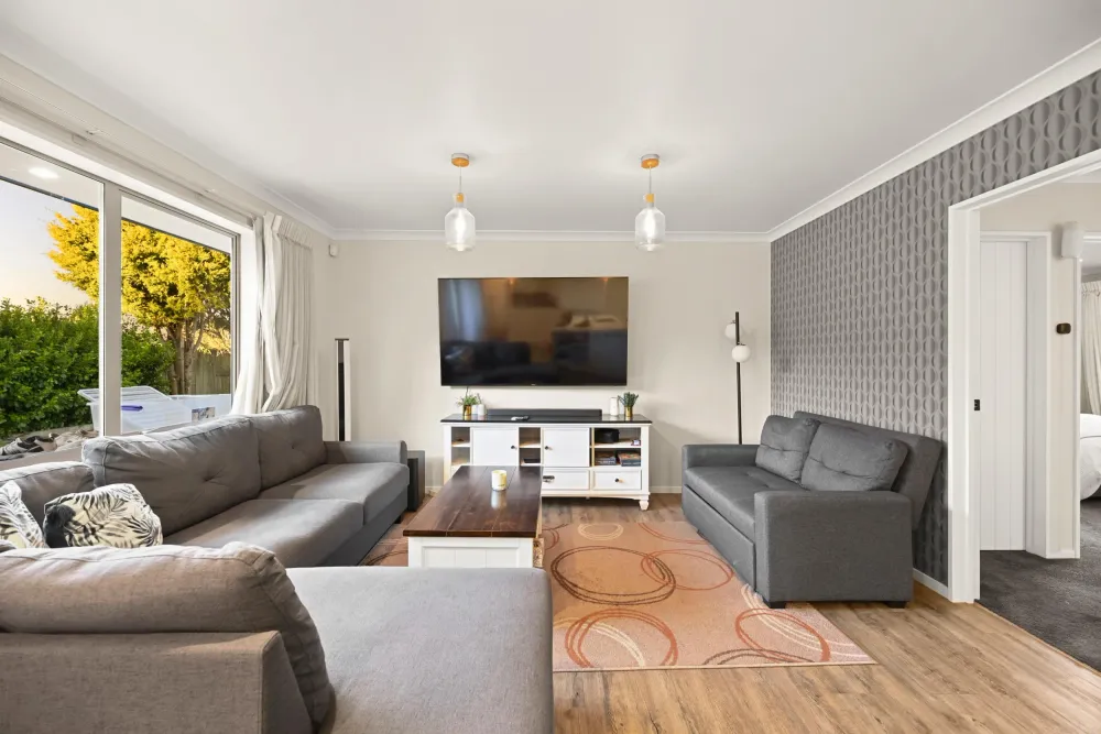 Photos of 51 Wiltshire Drive