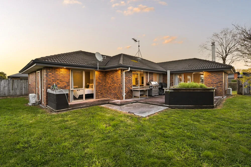 Photos of 51 Wiltshire Drive