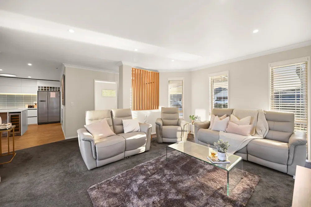 Photos of 51 Wiltshire Drive