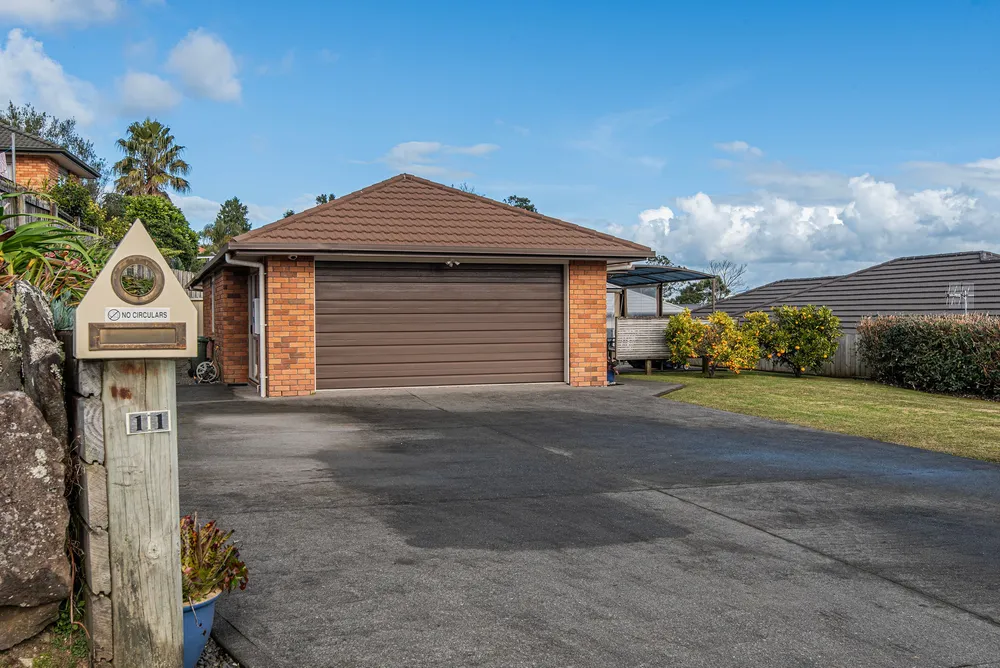 Photos of 11 Amy Kate Street