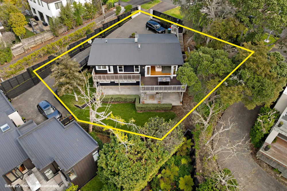 Photos of 112A Coates Avenue