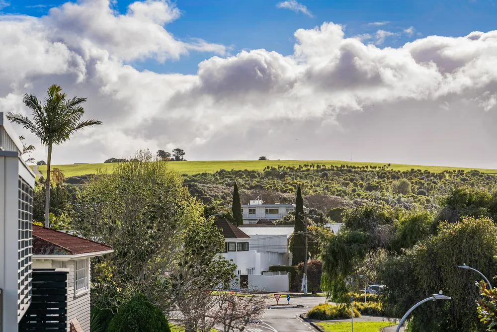 Photos of 33A Marau Crescent