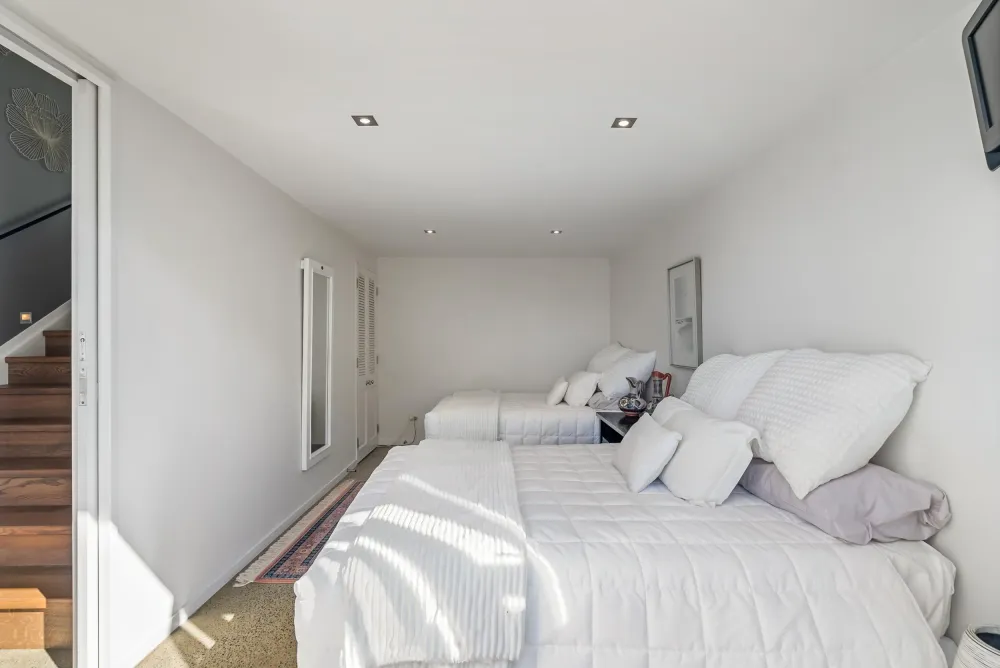 Photos of 33A Marau Crescent