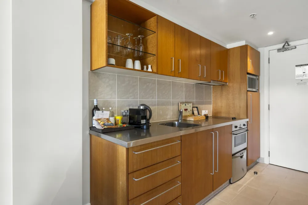Photos of 306/85 Customs Street West