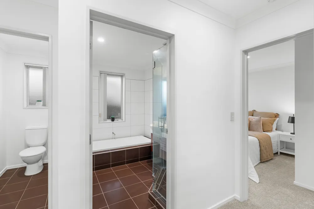 Photos of 17 Cunneen Place