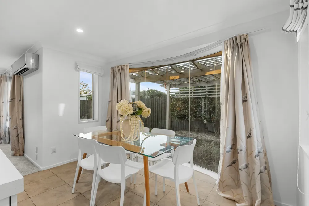 Photos of 17 Cunneen Place