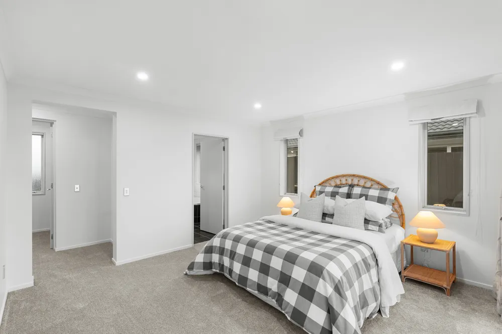 Photos of 17 Cunneen Place