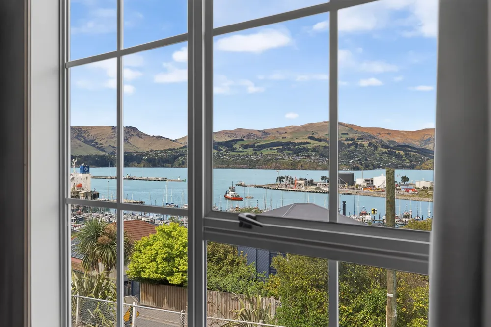 Photos of 20 Simeon Quay