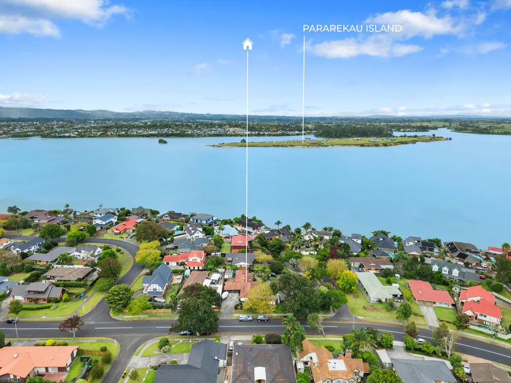 Photos of 135 Walter Strevens Drive