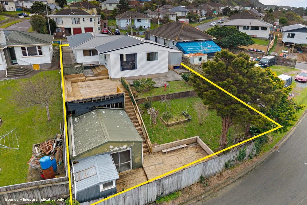 Photos of 50 Davidson Crescent