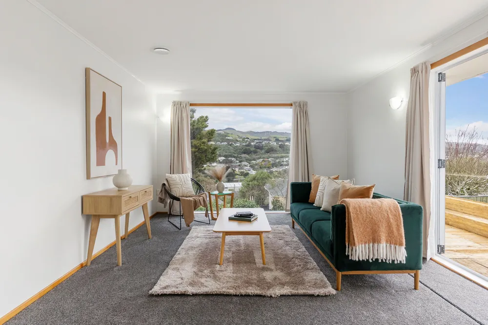 Photos of 50 Davidson Crescent