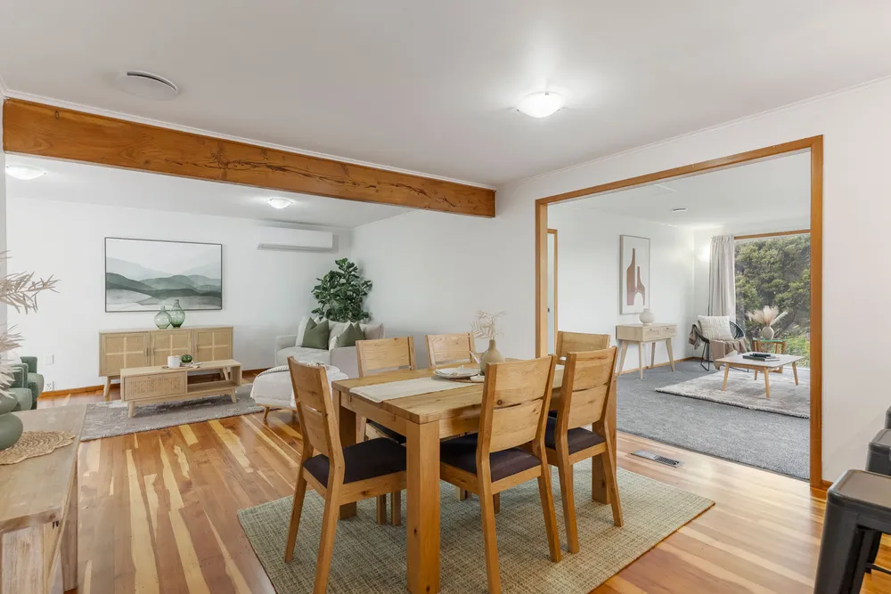 Photos of 50 Davidson Crescent