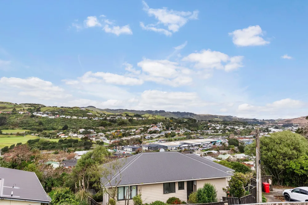 Photos of 50 Davidson Crescent