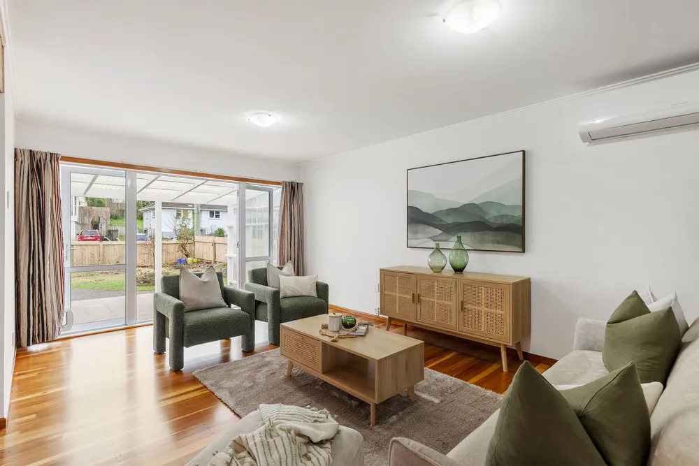 Photos of 50 Davidson Crescent