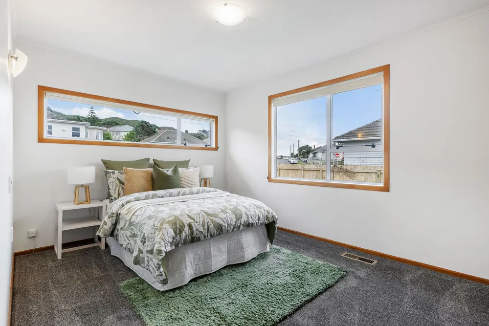Photos of 50 Davidson Crescent