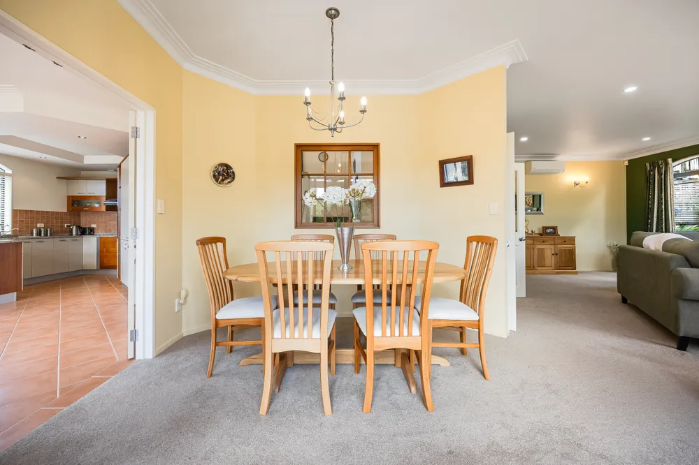 Photos of 30 Woodridge Avenue