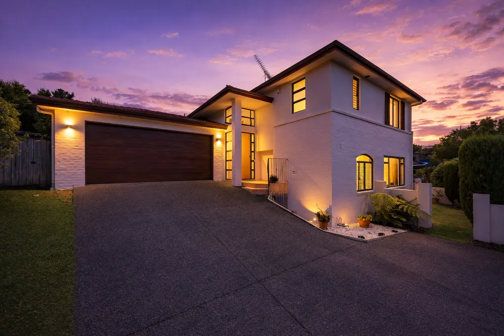 Photos of 30 Woodridge Avenue
