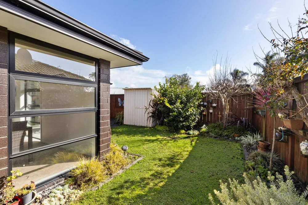 Photos of 13 Edgeview Crescent