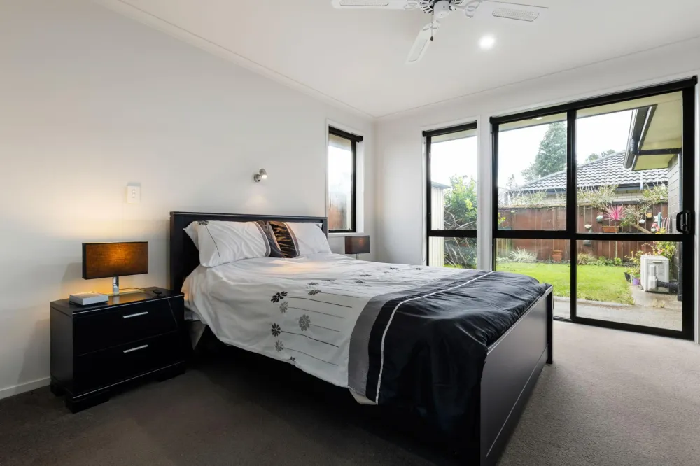 Photos of 13 Edgeview Crescent