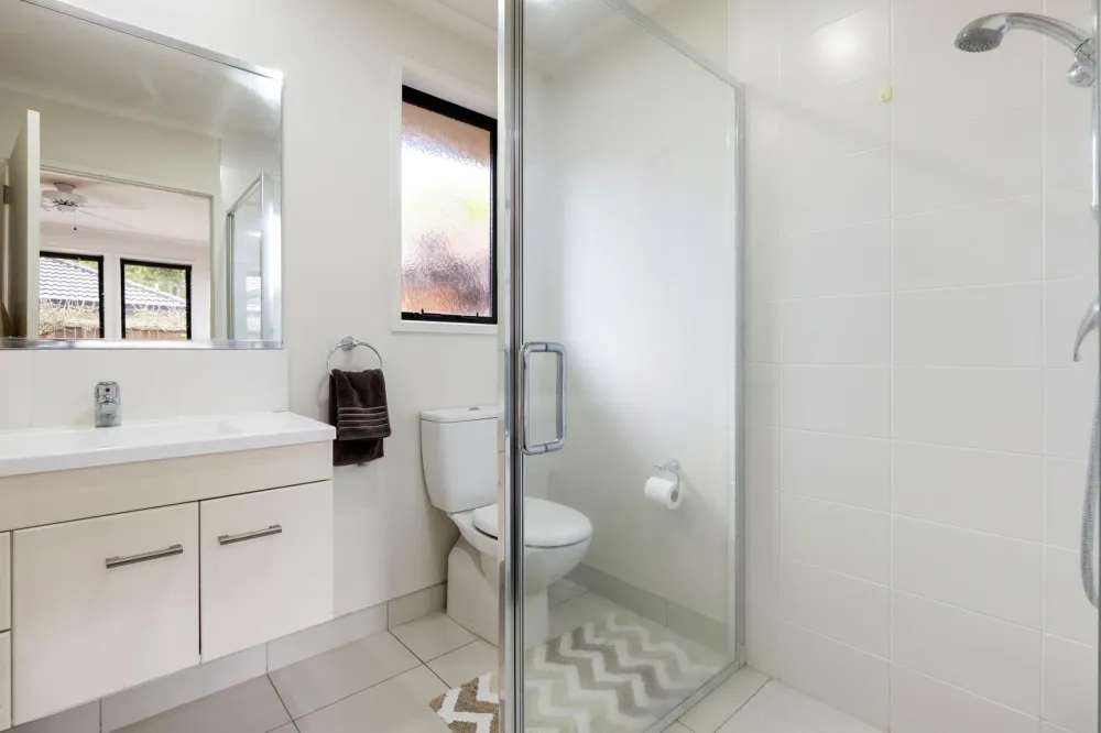 Photos of 13 Edgeview Crescent