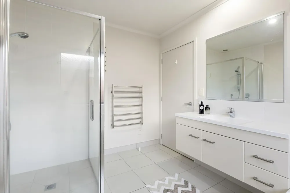 Photos of 13 Edgeview Crescent