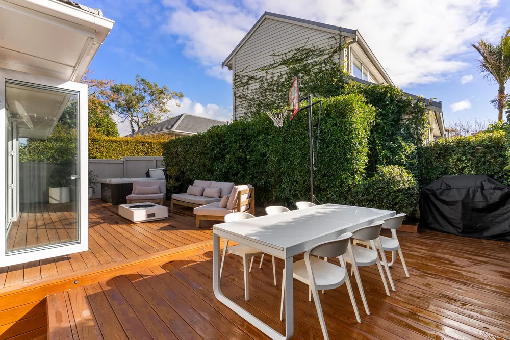 Photos of 105a Allum Street