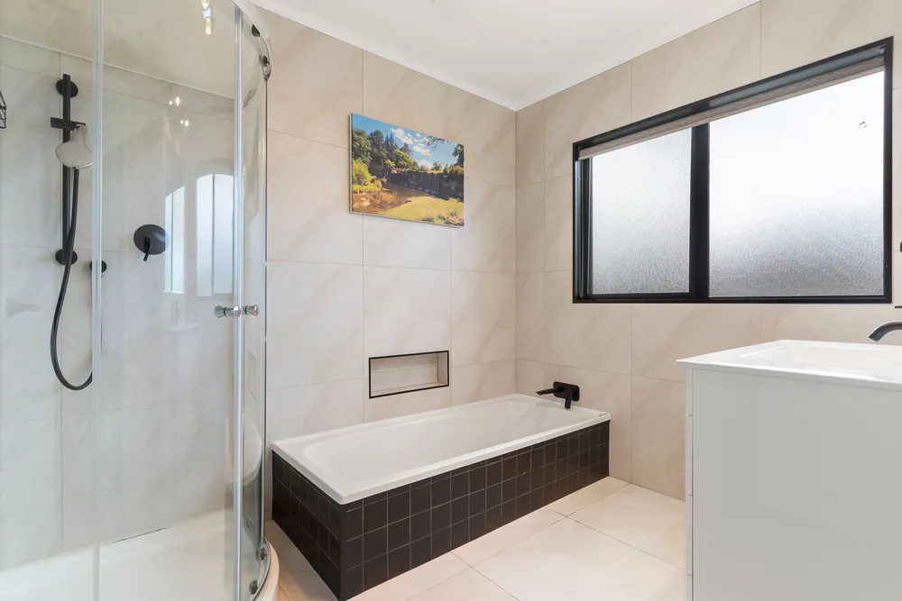 Photos of 18 Brownlie Crescent