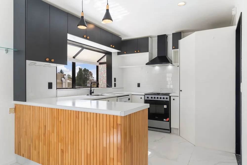 Photos of 18 Brownlie Crescent