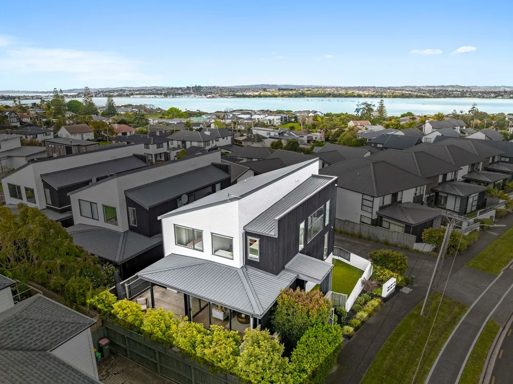 Photos of 8 Taniwha Street