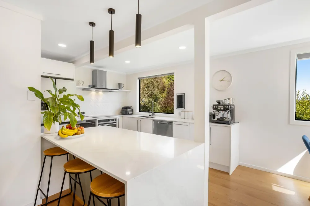 Photos of 170 Somerville Street